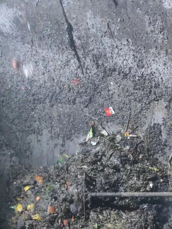 镇坪污水池清理